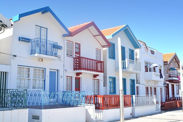 barevné domy